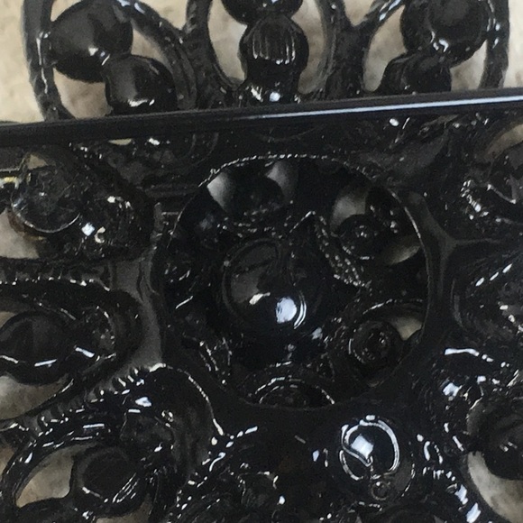 St John Black Flower Brooch Pin with Pouch - Picture 4 of 8